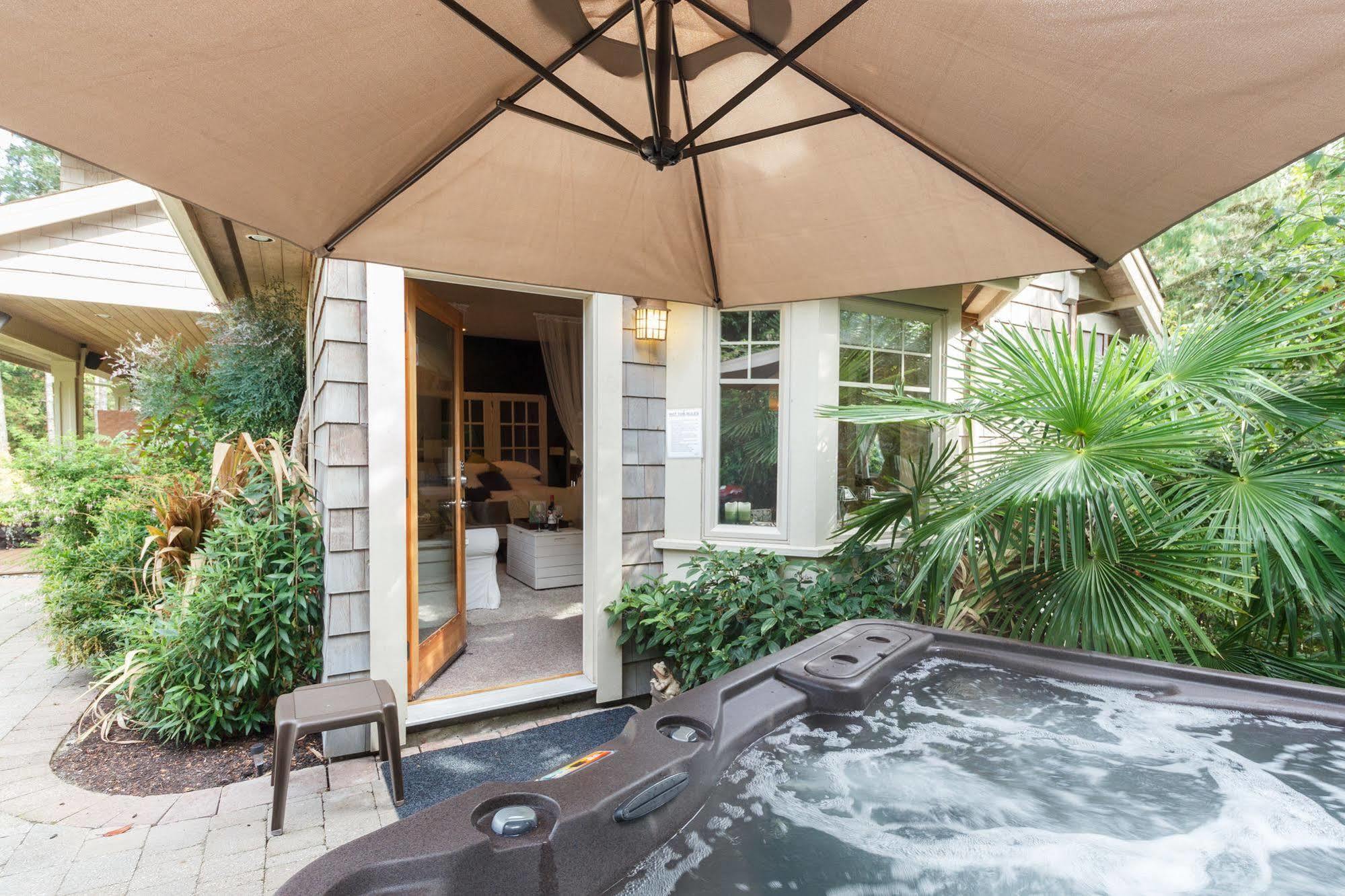 Amara Bed & Breakfast (Adults Only) Sidney Exterior foto